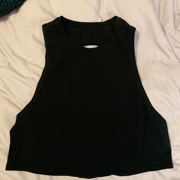 Cropped Tank - Picture 1 of 3